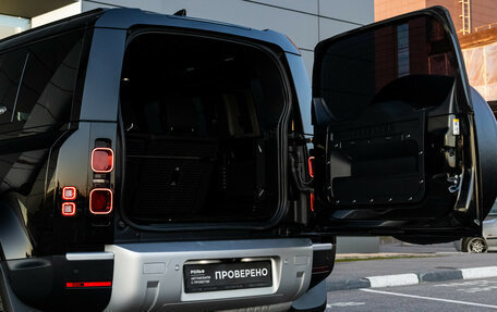 Land Rover Defender II, 2021 год, 5 099 000 рублей, 28 фотография