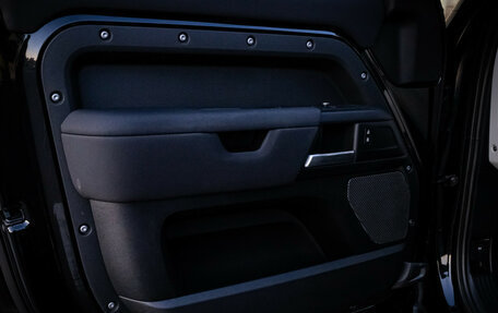 Land Rover Defender II, 2021 год, 5 099 000 рублей, 27 фотография