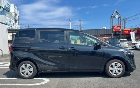 Toyota Sienta II, 2021 год, 1 180 888 рублей, 4 фотография