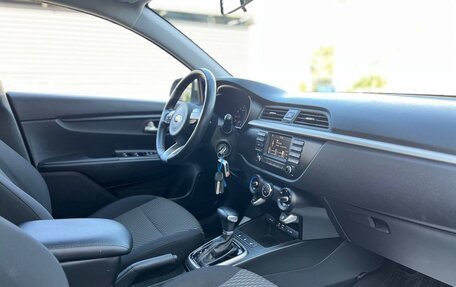 KIA Rio IV, 2019 год, 1 345 000 рублей, 28 фотография