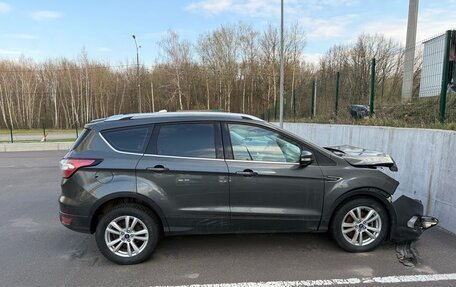 Ford Kuga III, 2019 год, 900 000 рублей, 1 фотография