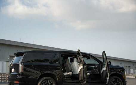 Cadillac Escalade V, 2025 год, 24 900 000 рублей, 10 фотография