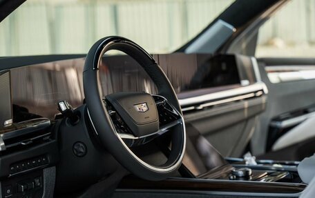 Cadillac Escalade V, 2025 год, 24 900 000 рублей, 16 фотография