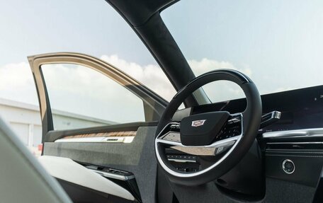 Cadillac Escalade V, 2025 год, 24 900 000 рублей, 31 фотография