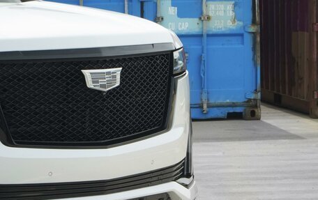 Cadillac Escalade V, 2023 год, 12 480 000 рублей, 6 фотография