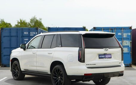 Cadillac Escalade V, 2023 год, 12 480 000 рублей, 2 фотография