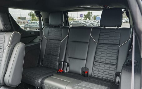 Cadillac Escalade V, 2023 год, 12 480 000 рублей, 19 фотография