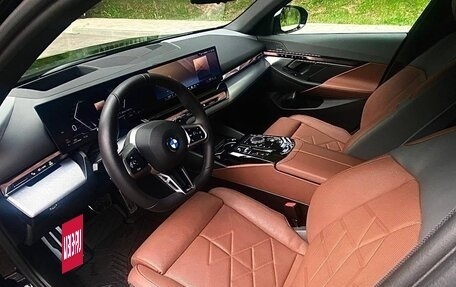 BMW 5 серия, 2024 год, 8 100 000 рублей, 9 фотография