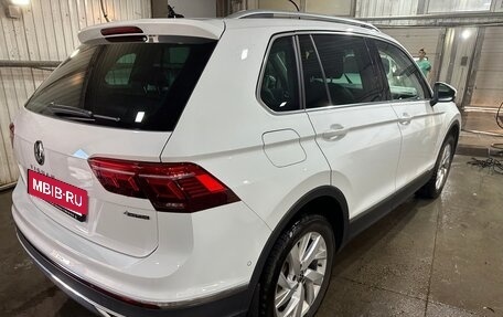 Volkswagen Tiguan II, 2021 год, 4 700 000 рублей, 7 фотография