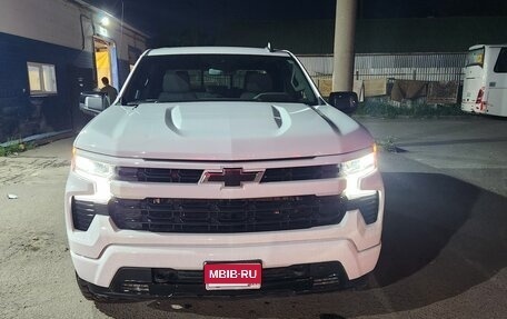 Chevrolet Silverado, 2022 год, 7 300 000 рублей, 2 фотография