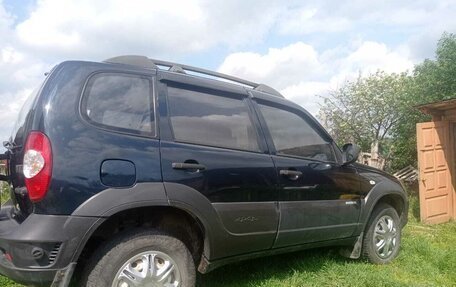 Chevrolet Niva I рестайлинг, 2012 год, 525 000 рублей, 16 фотография