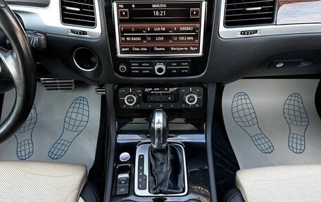 Volkswagen Touareg III, 2017 год, 3 475 000 рублей, 23 фотография