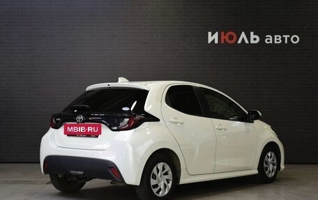 Toyota Yaris, 2020 год, 1 345 000 рублей, 6 фотография