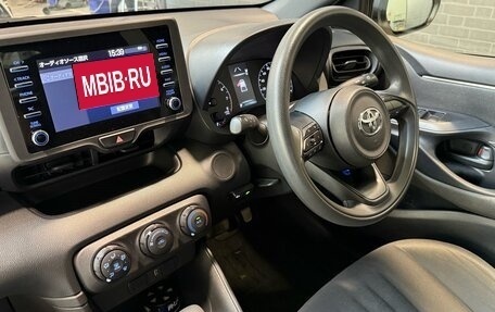 Toyota Yaris, 2020 год, 1 345 000 рублей, 11 фотография