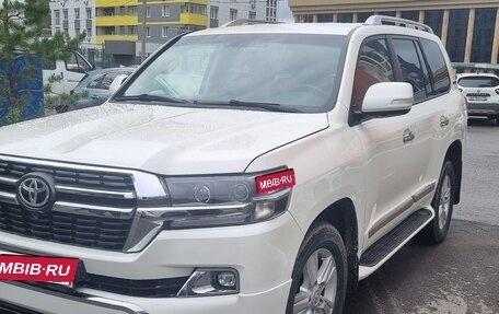 Toyota Land Cruiser 200, 2015 год, 4 300 000 рублей, 3 фотография