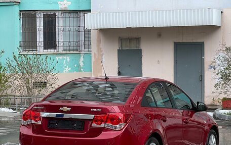 Chevrolet Cruze II, 2010 год, 830 000 рублей, 9 фотография
