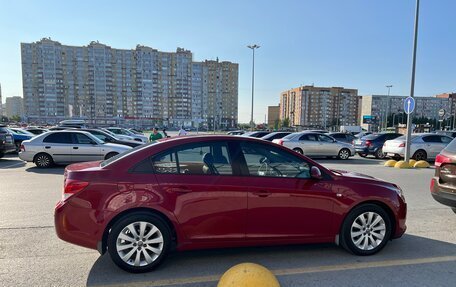 Chevrolet Cruze II, 2010 год, 830 000 рублей, 5 фотография
