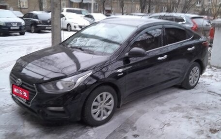 Hyundai Solaris II рестайлинг, 2019 год, 880 100 рублей, 17 фотография