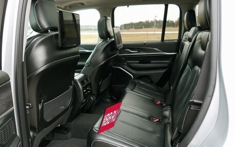 Jeep Grand Cherokee, 2022 год, 2 200 000 рублей, 18 фотография