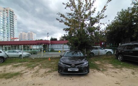 Toyota Camry, 2021 год, 2 600 000 рублей, 1 фотография