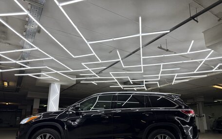 Toyota Highlander III, 2015 год, 2 700 000 рублей, 12 фотография