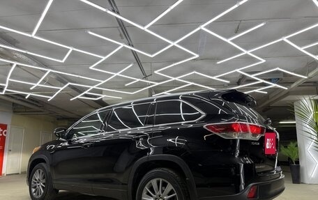 Toyota Highlander III, 2015 год, 2 700 000 рублей, 11 фотография