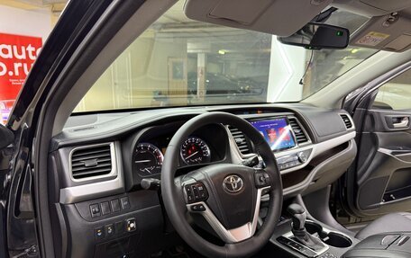 Toyota Highlander III, 2015 год, 2 700 000 рублей, 23 фотография