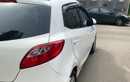 Mazda 2 III, 2012 год, 700 000 рублей, 3 фотография