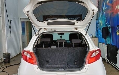 Mazda 2 III, 2012 год, 700 000 рублей, 11 фотография