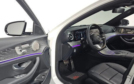 Mercedes-Benz E-Класс, 2022 год, 4 000 400 рублей, 6 фотография