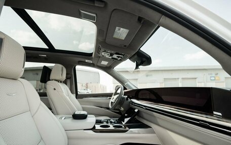 Cadillac Escalade V, 2025 год, 24 900 000 рублей, 15 фотография
