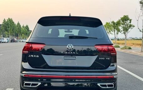 Volkswagen Tiguan II, 2022 год, 2 350 333 рублей, 3 фотография
