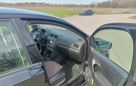 Volkswagen Polo VI (EU Market), 2011 год, 800 000 рублей, 6 фотография