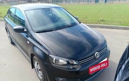 Volkswagen Polo VI (EU Market), 2011 год, 800 000 рублей, 10 фотография