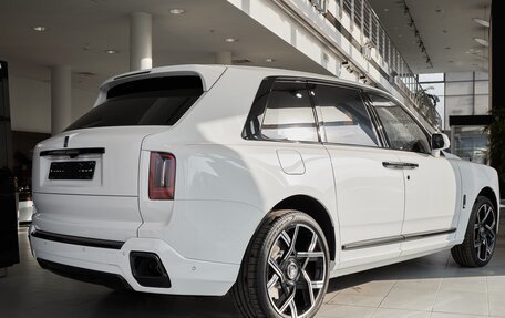 Rolls-Royce Cullinan, 2025 год, 76 900 000 рублей, 7 фотография