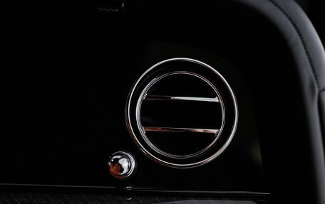 Rolls-Royce Cullinan, 2025 год, 76 900 000 рублей, 21 фотография
