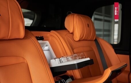 Rolls-Royce Cullinan, 2025 год, 76 900 000 рублей, 26 фотография