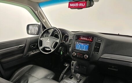 Mitsubishi Pajero IV, 2012 год, 1 850 000 рублей, 17 фотография