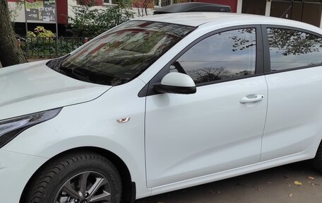 KIA Rio IV, 2020 год, 1 730 000 рублей, 2 фотография