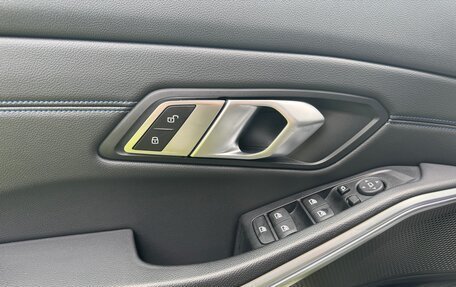 BMW 3 серия, 2020 год, 3 590 000 рублей, 13 фотография