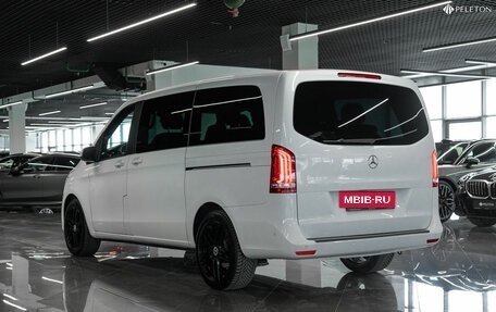 Mercedes-Benz V-Класс, 2019 год, 6 350 000 рублей, 4 фотография