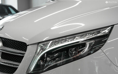Mercedes-Benz V-Класс, 2019 год, 6 350 000 рублей, 31 фотография