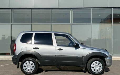 Chevrolet Niva I рестайлинг, 2011 год, 459 000 рублей, 3 фотография