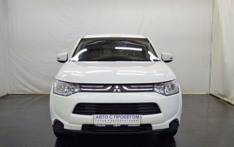 Mitsubishi Outlander III рестайлинг 3, 2013 год, 1 112 000 рублей, 2 фотография