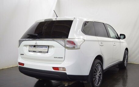 Mitsubishi Outlander III рестайлинг 3, 2013 год, 1 112 000 рублей, 5 фотография