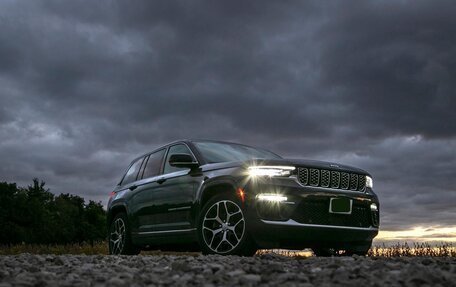 Jeep Grand Cherokee, 2022 год, 2 350 000 рублей, 2 фотография