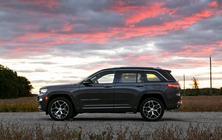Jeep Grand Cherokee, 2022 год, 2 350 000 рублей, 9 фотография