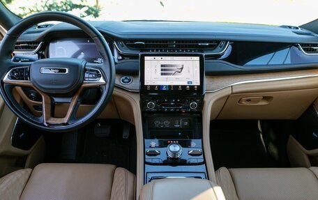Jeep Grand Cherokee, 2022 год, 2 350 000 рублей, 17 фотография