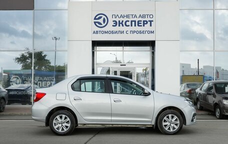 Renault Logan II, 2018 год, 970 000 рублей, 2 фотография