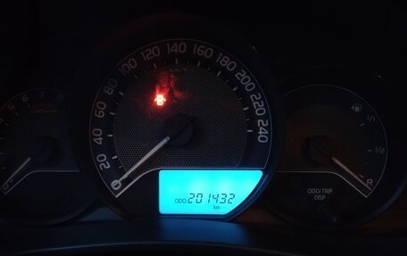 Toyota Corolla, 2014 год, 1 050 000 рублей, 9 фотография